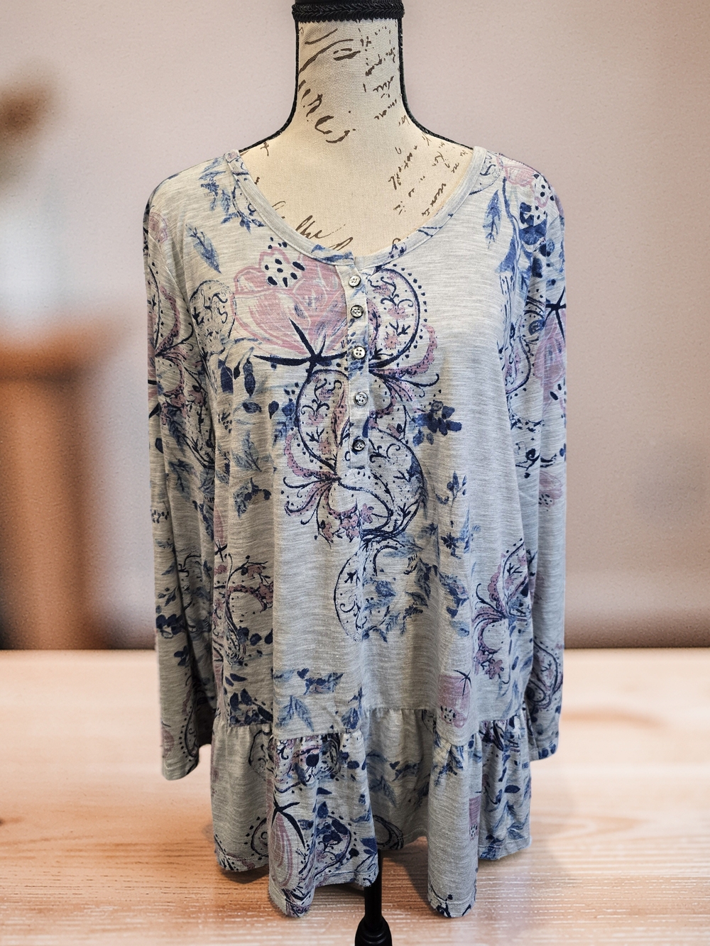 Style & Co. Floral Ruffled Hem Peplum Henley Top XL